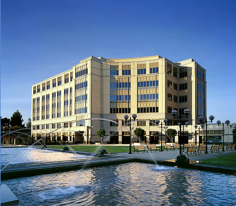 Калифорнийский институт уха (США)