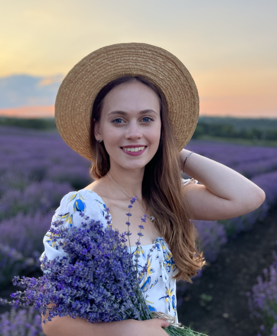 Майя Веляда